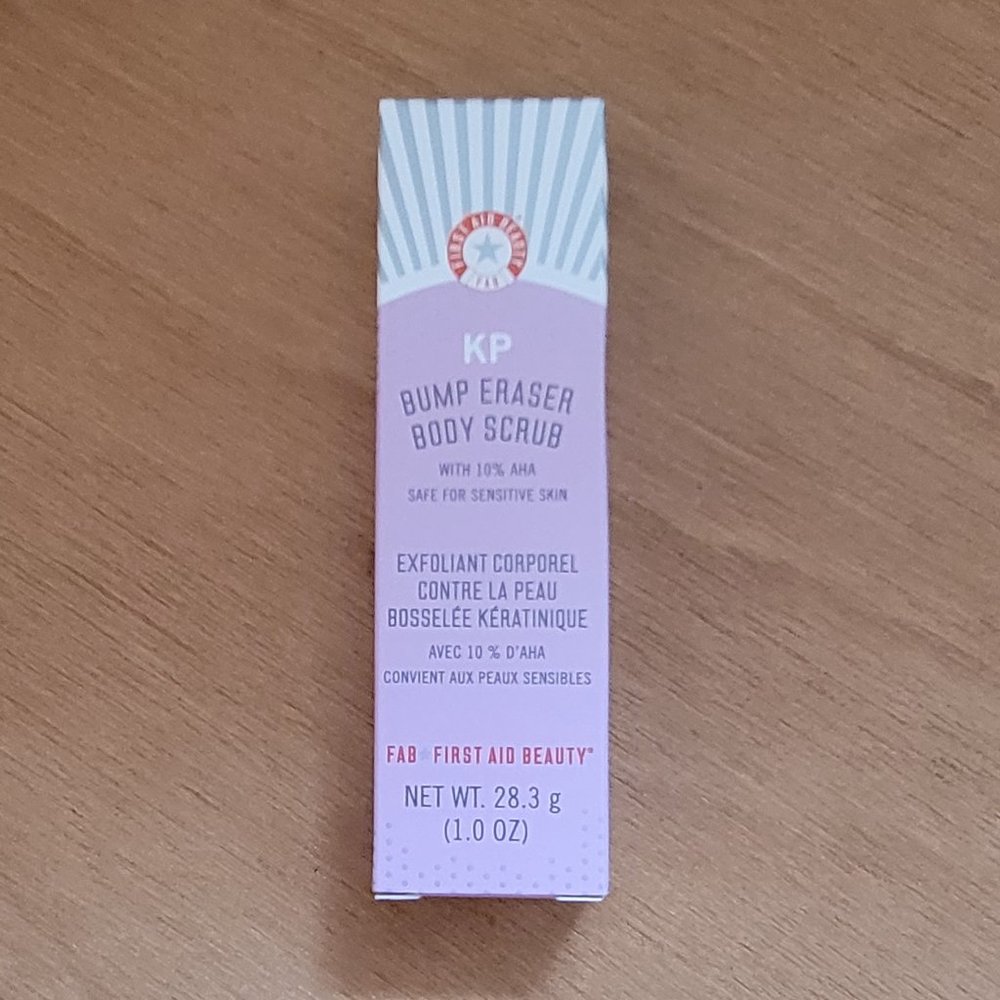 First Aid Beauty Set w/Fun Motif Zip Top Bag - Picture 6 of 15